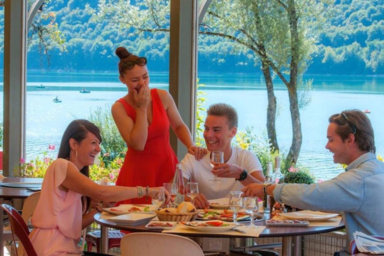 12246601_973331689392016_3665082673346962029_n